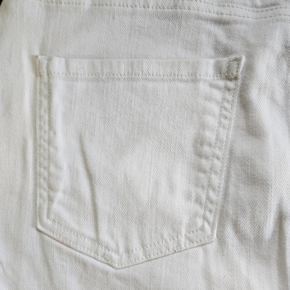 GAP White Denim Mini Skirt Women’s Size 4 | Casual Summer Jean Skirt| Minimalist - Picture 9 of 12